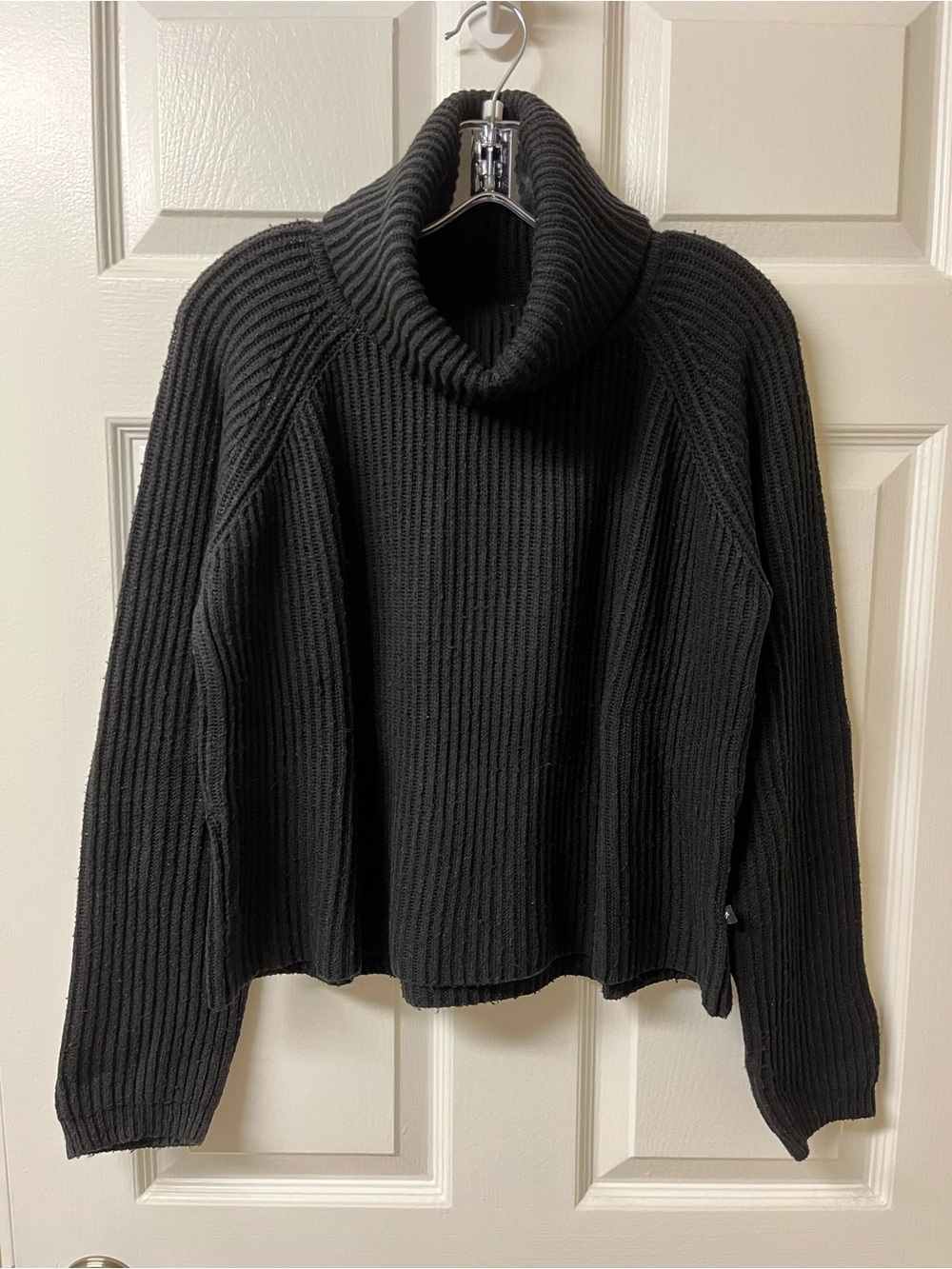 Black Chunky Knit Turtleneck sz M